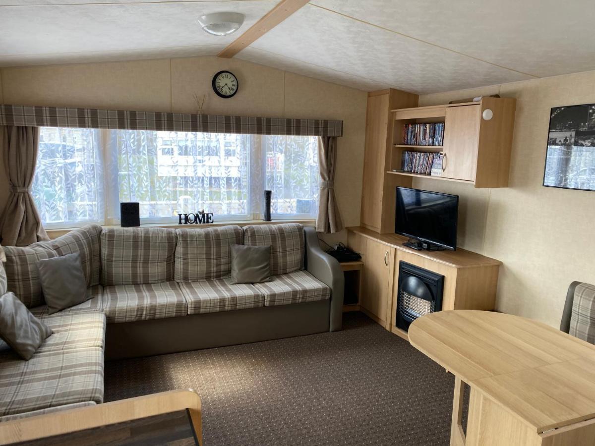 3 Bedroom 8 Berth Standard Basic Caravans With Hot Tub,Mountain Bikes Tattershall Exteriér fotografie