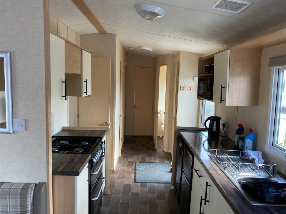 3 Bedroom 8 Berth Standard Basic Caravans With Hot Tub,Mountain Bikes Tattershall Exteriér fotografie