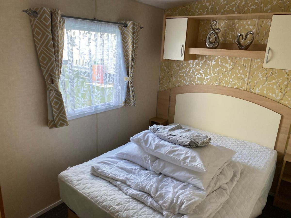 3 Bedroom 8 Berth Standard Basic Caravans With Hot Tub,Mountain Bikes Tattershall Exteriér fotografie