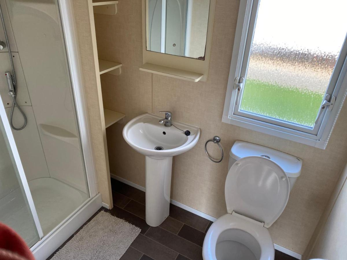 3 Bedroom 8 Berth Standard Basic Caravans With Hot Tub,Mountain Bikes Tattershall Exteriér fotografie